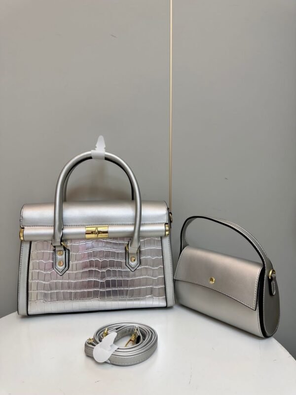 Introducing the Chris Kalla Handbag: Elegance Meets Functionality - Image 2